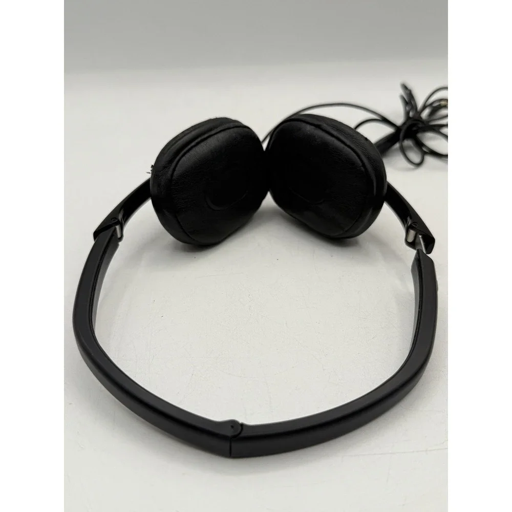 Sony MDR-NC40 Noise-Cancelling Lightweight‎ On-Ear Folding Headphones & Case